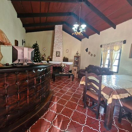 Hospedaje El Viajero Antigua Lli Exterior foto